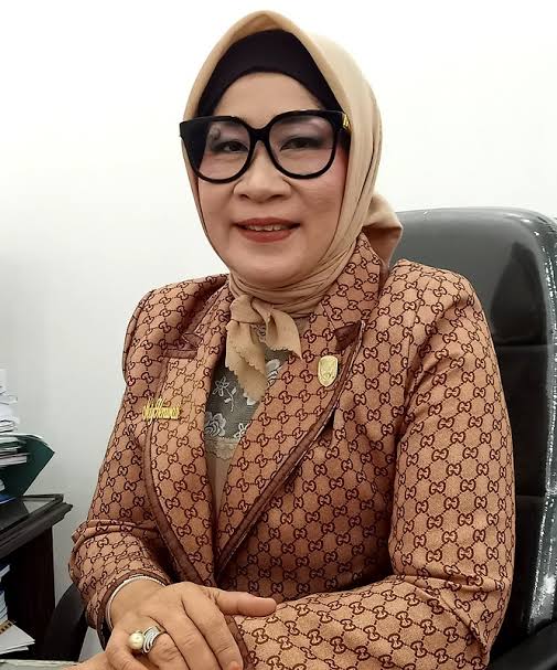 Anggota DPRD Kabupaten Barito Utara, Hj. Netty Herawati. Anggota DPRD Kabupaten Barito Utara, Hj. Netty Herawati.